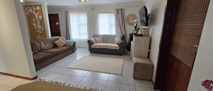 To Let 2 Bedroom Property for Rent in Brackenfell South Western Cape